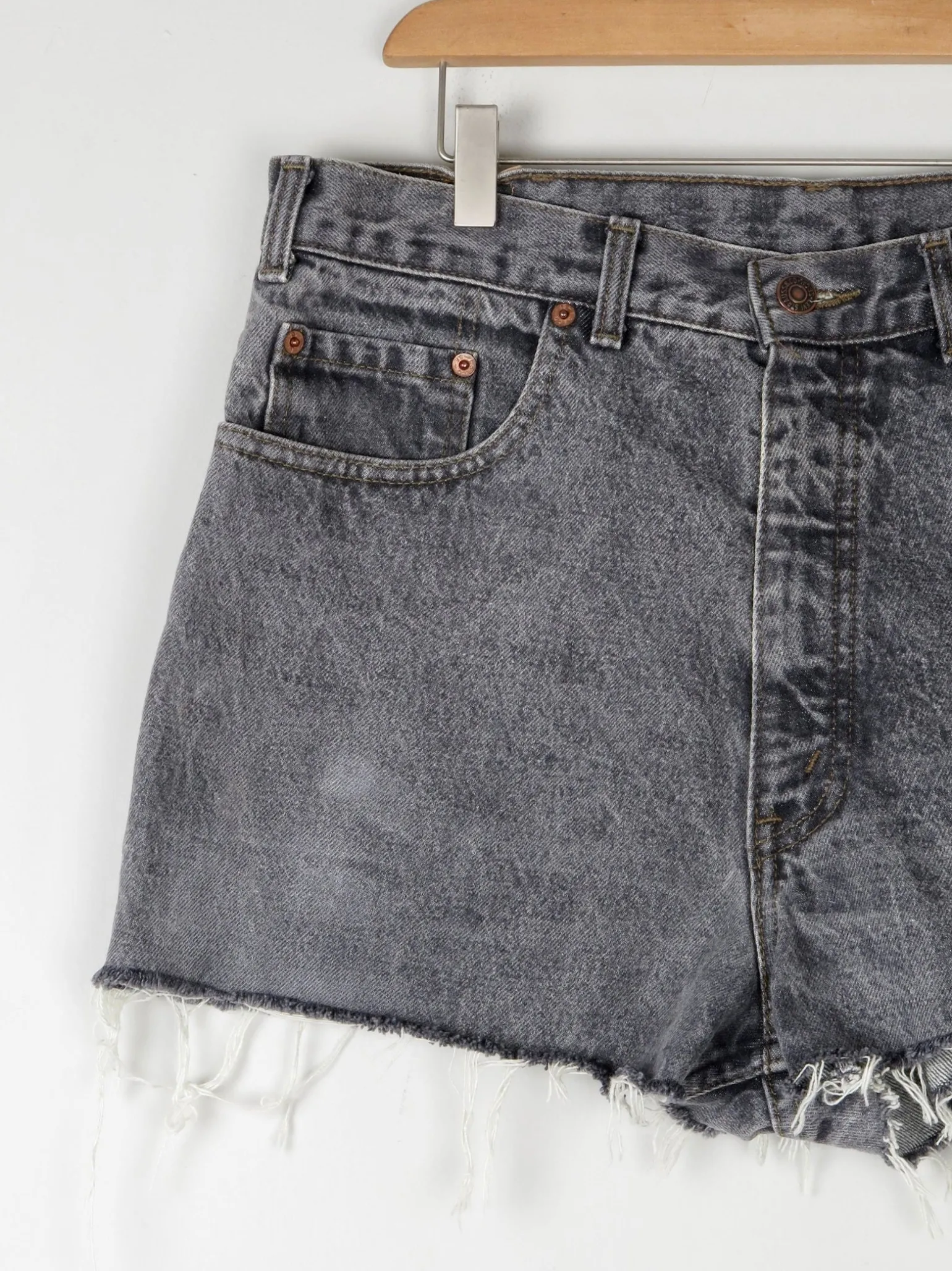 Grey Levis Vintage Shorts 33"