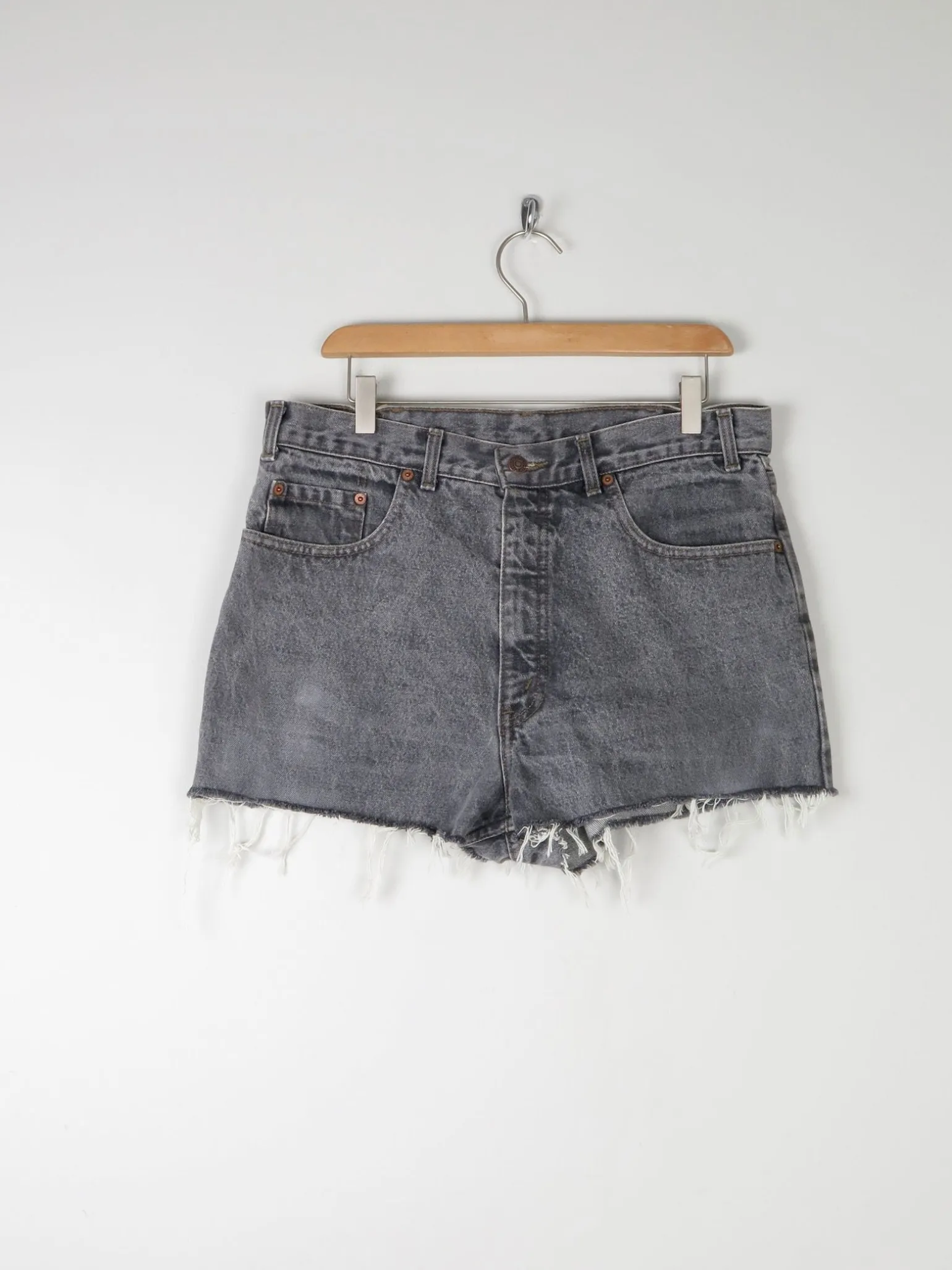 Grey Levis Vintage Shorts 33"