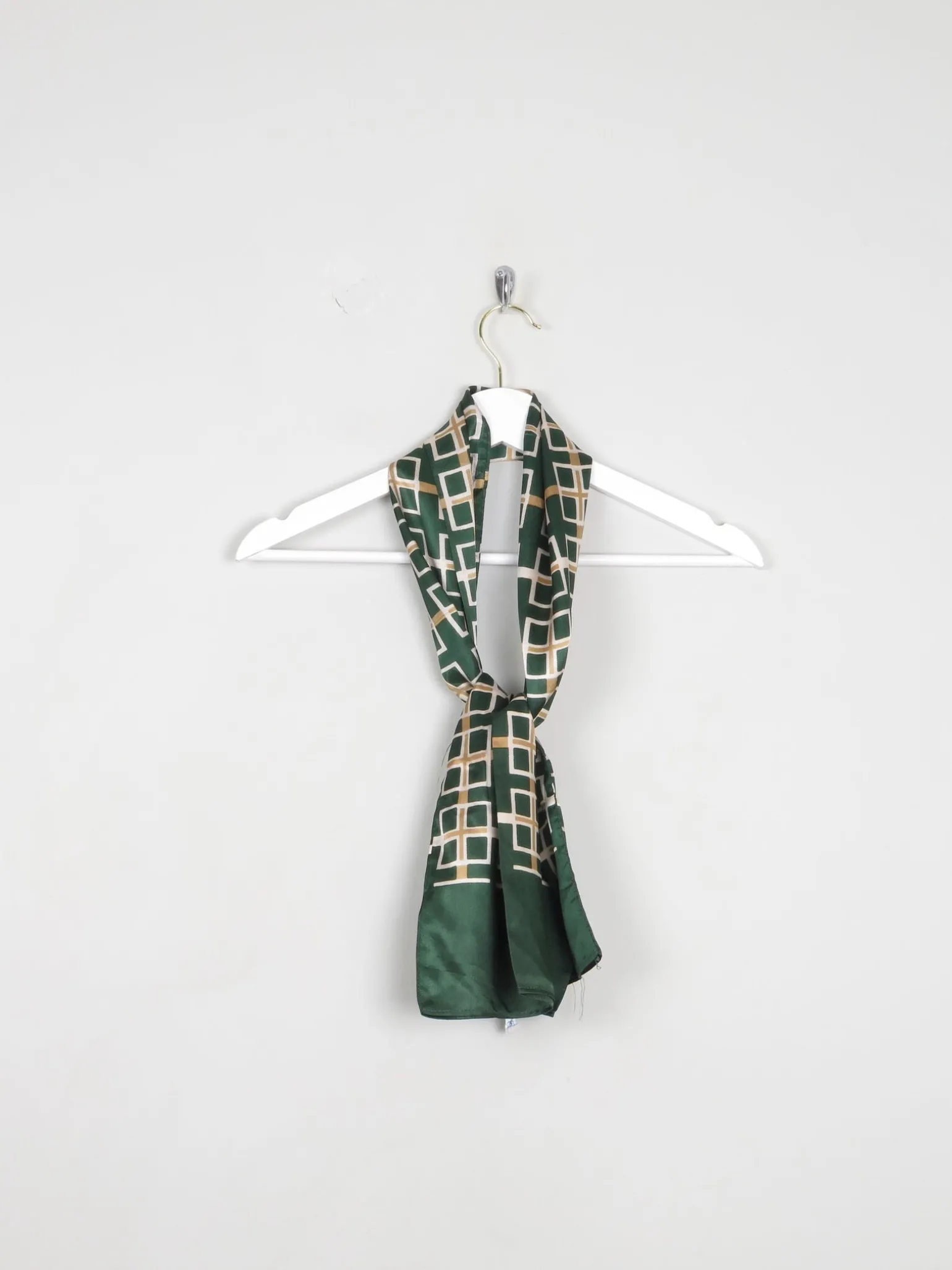 Men's Green Satin Graphic Print Scarf