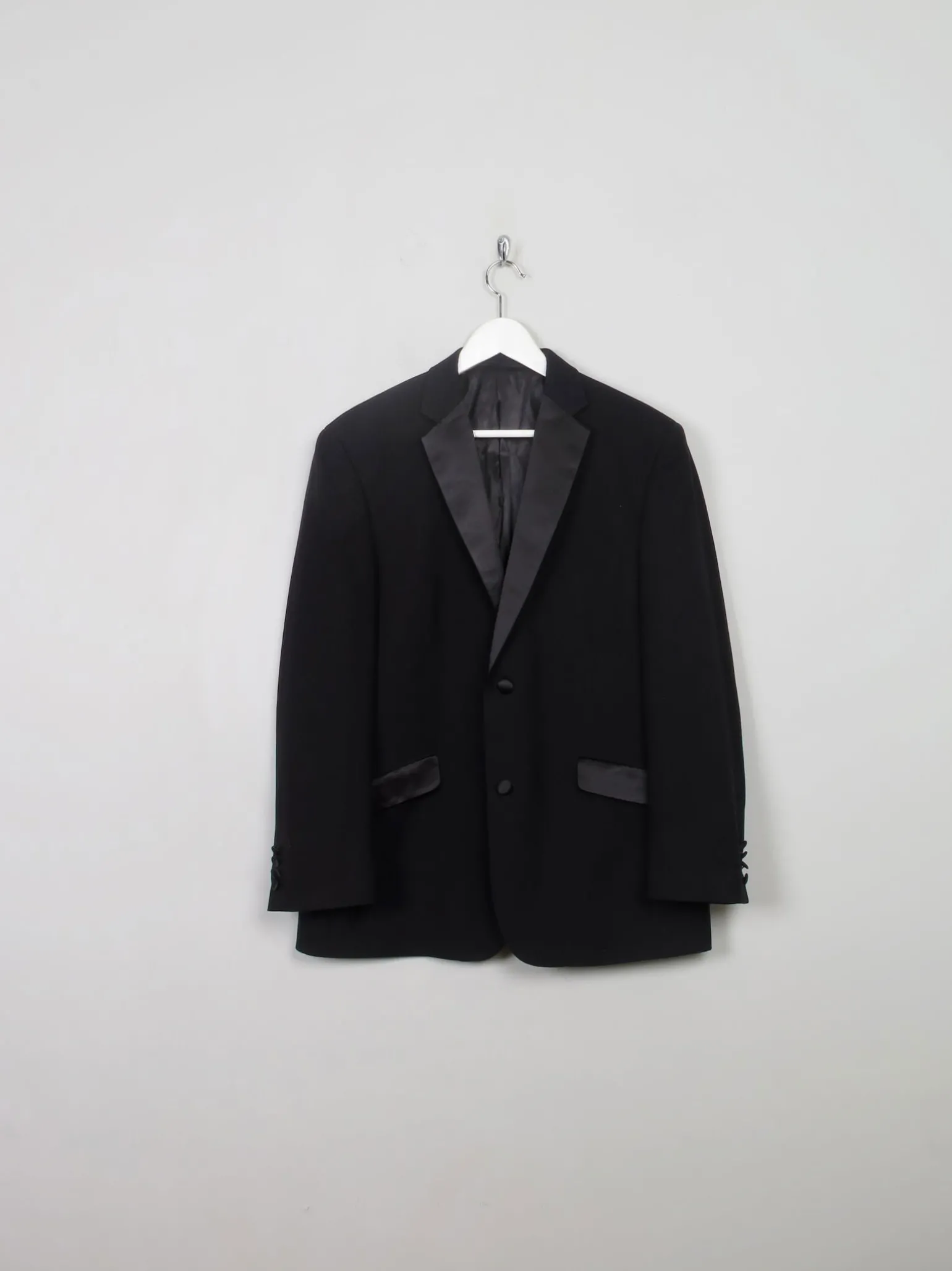 Men's Vintage Black Tuxedo Jacket 42"