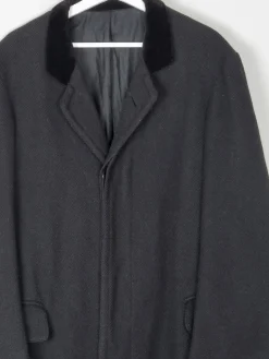 Men's Vintage Black Wool Coat With Velvet Collar 1940s 44