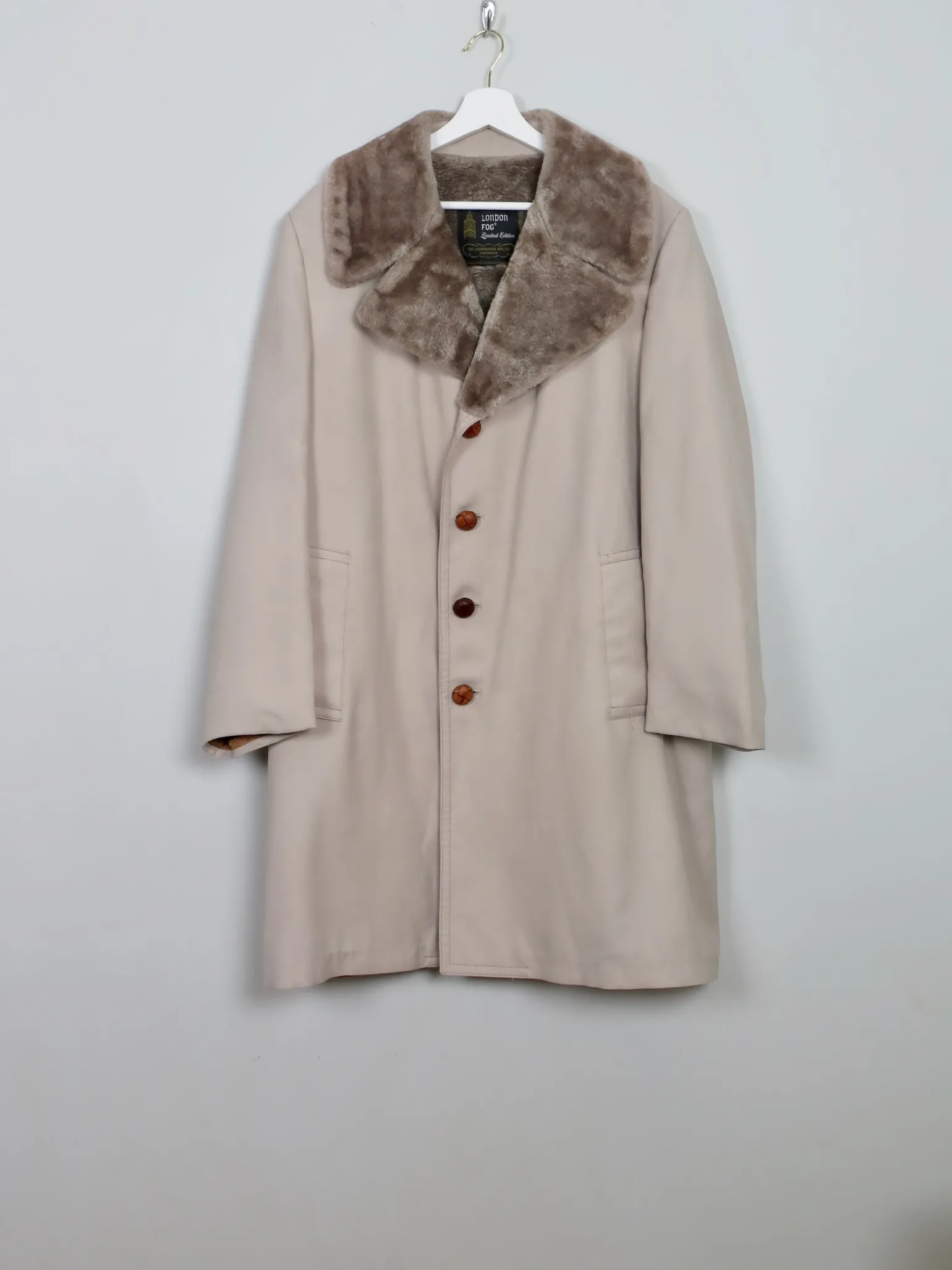 Men's Vintage London Fog Trench Coat 40"