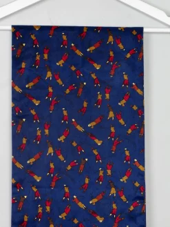 Men's Vintage Scarf With Golfer Pattern