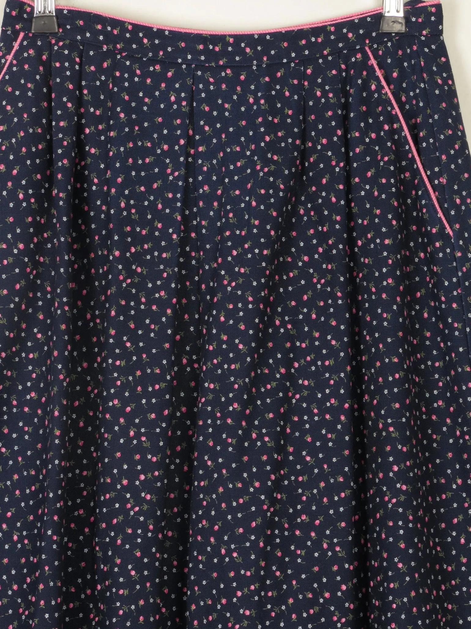 Navy Floral Vintage Prairie Skirt With Pockets 28" 8/10