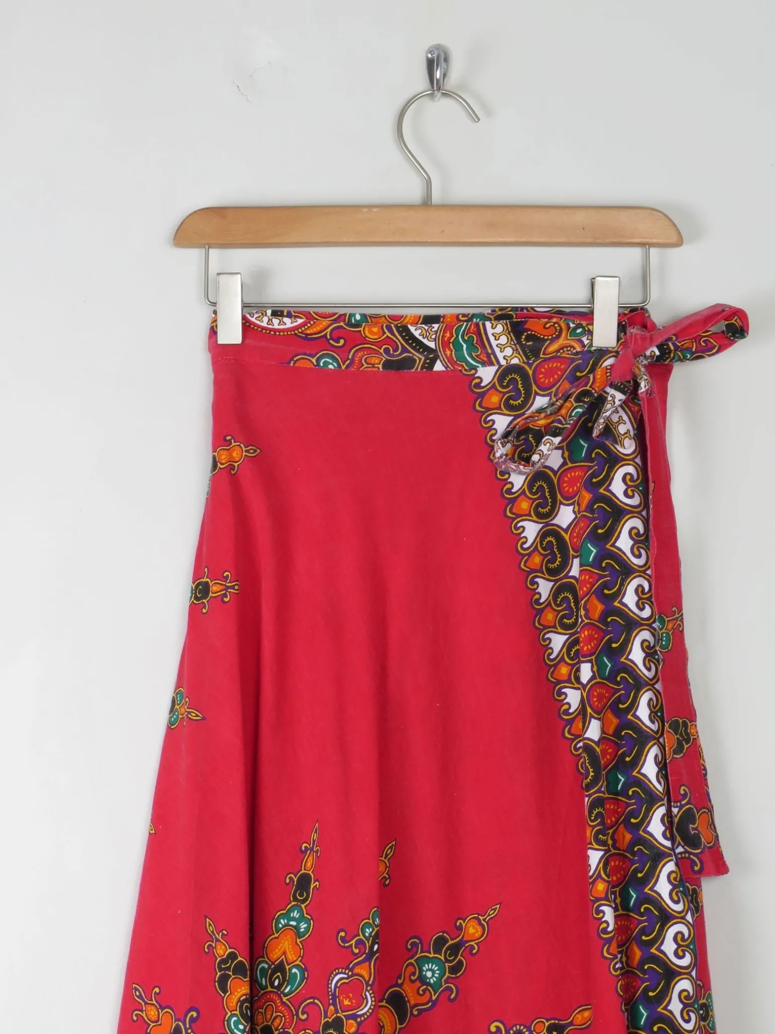 1970s Vintage Batik Print Maxi Wrap Skirt S