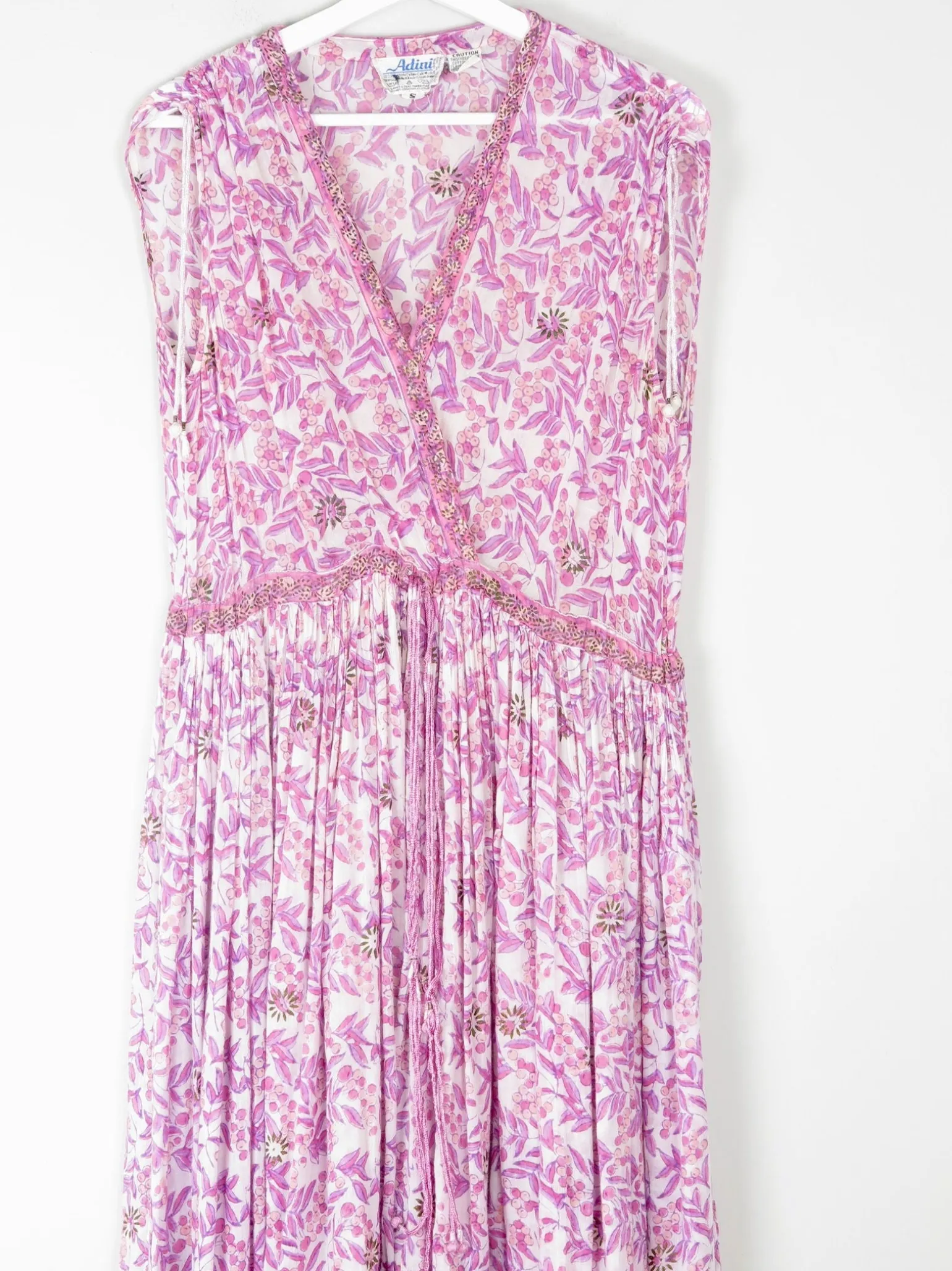 1970s Vintage Indian Adini Pink Dress S
