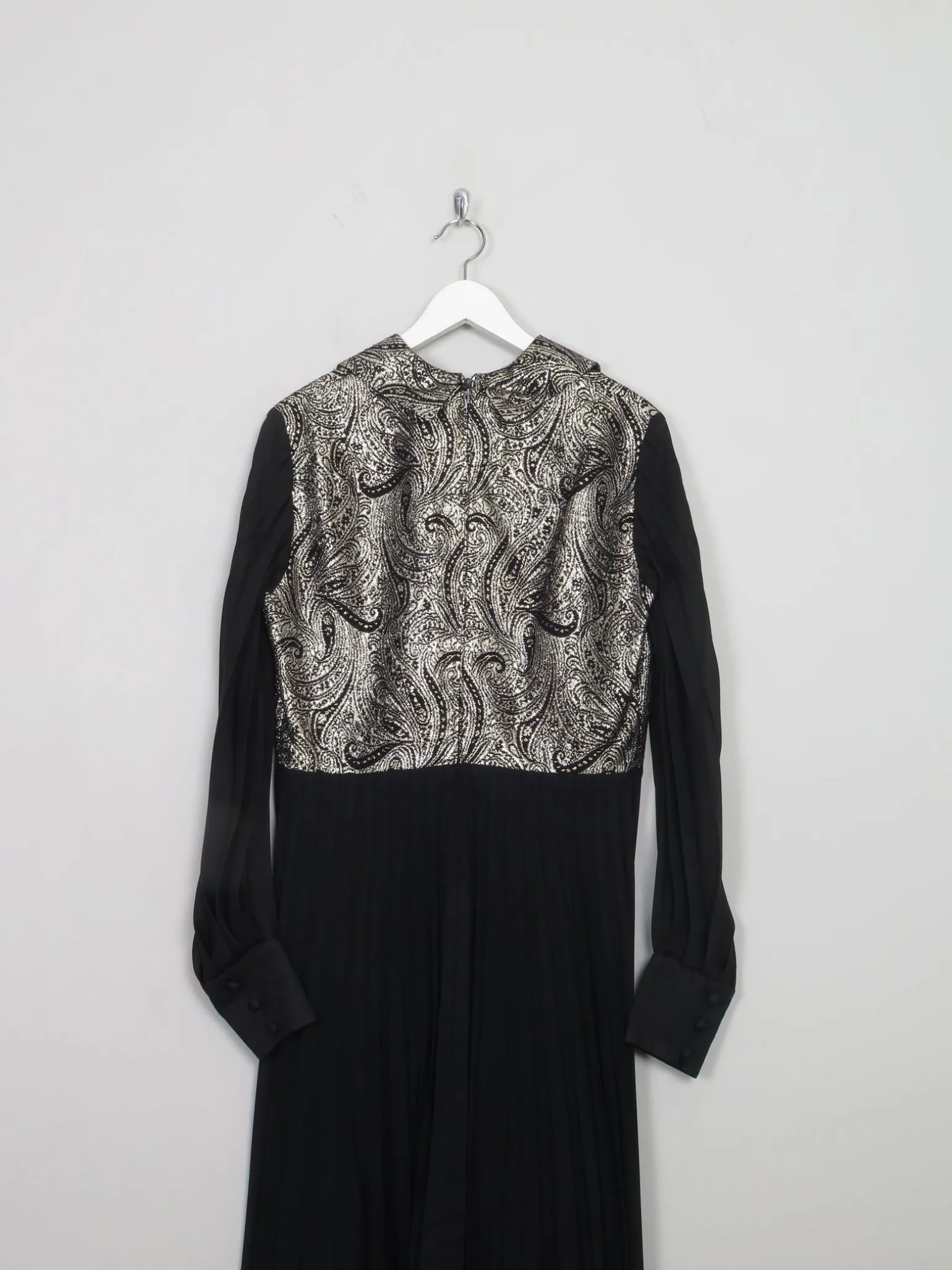 Vintage Black Pleated Dress With Collar & Sleeves M