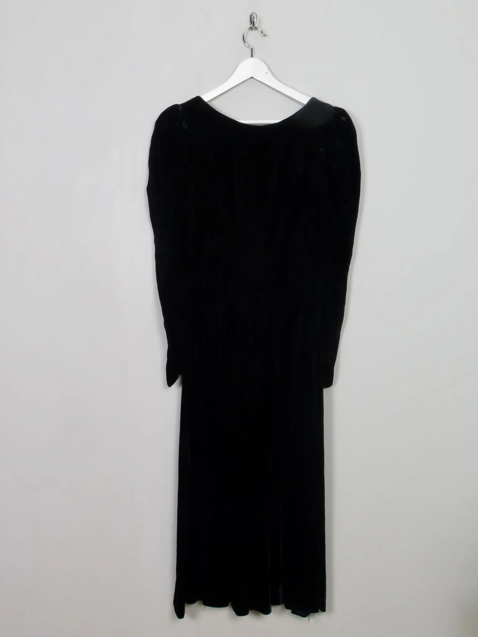 Vintage Black Velvet Dress With Long Sleeves XS