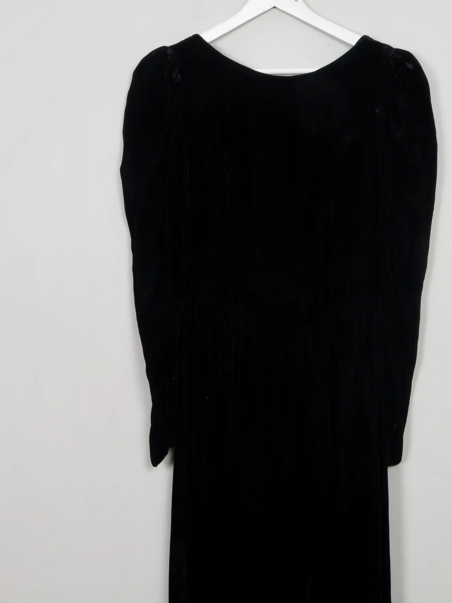 Vintage Black Velvet Dress With Long Sleeves XS
