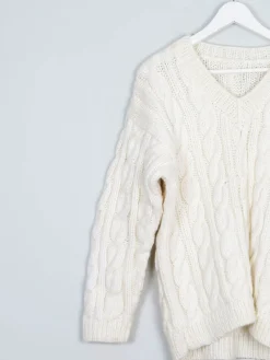 Vintage Cream Unisex Hand-knit V-neck Jumper With Cable Knit S/M