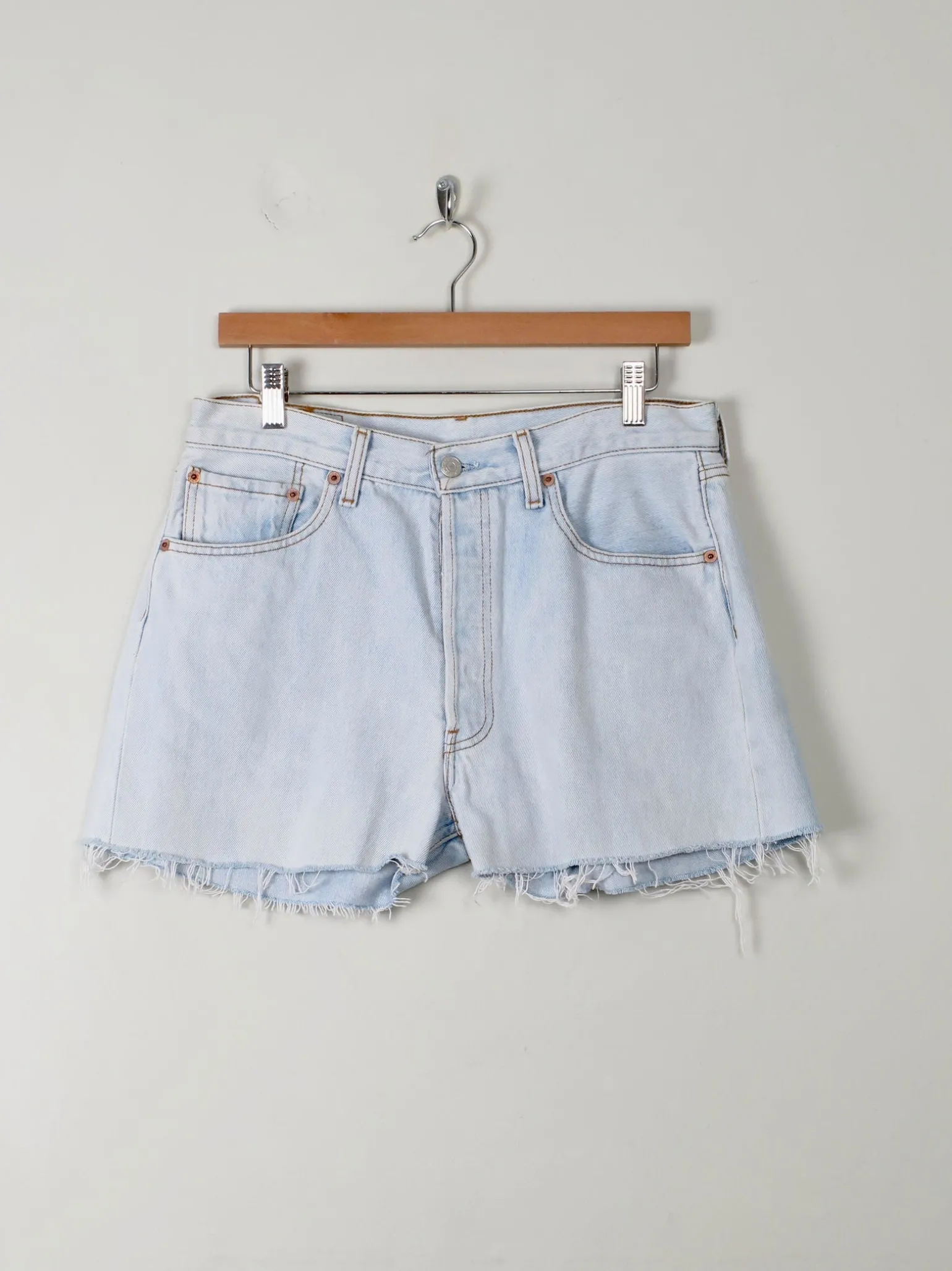 Vintage Levi’s Denim Shorts 31"W