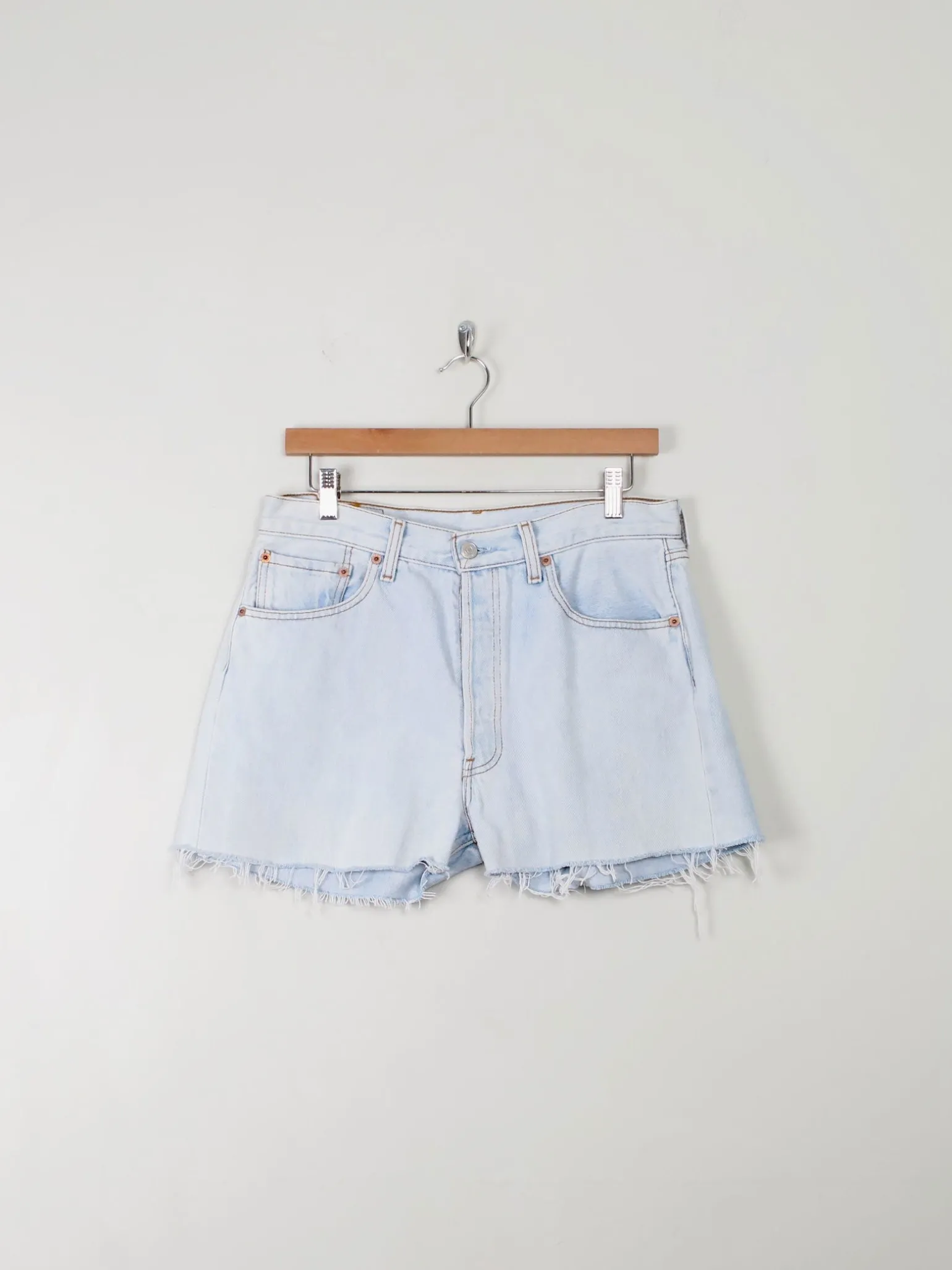 Vintage Levi’s Denim Shorts 31"W