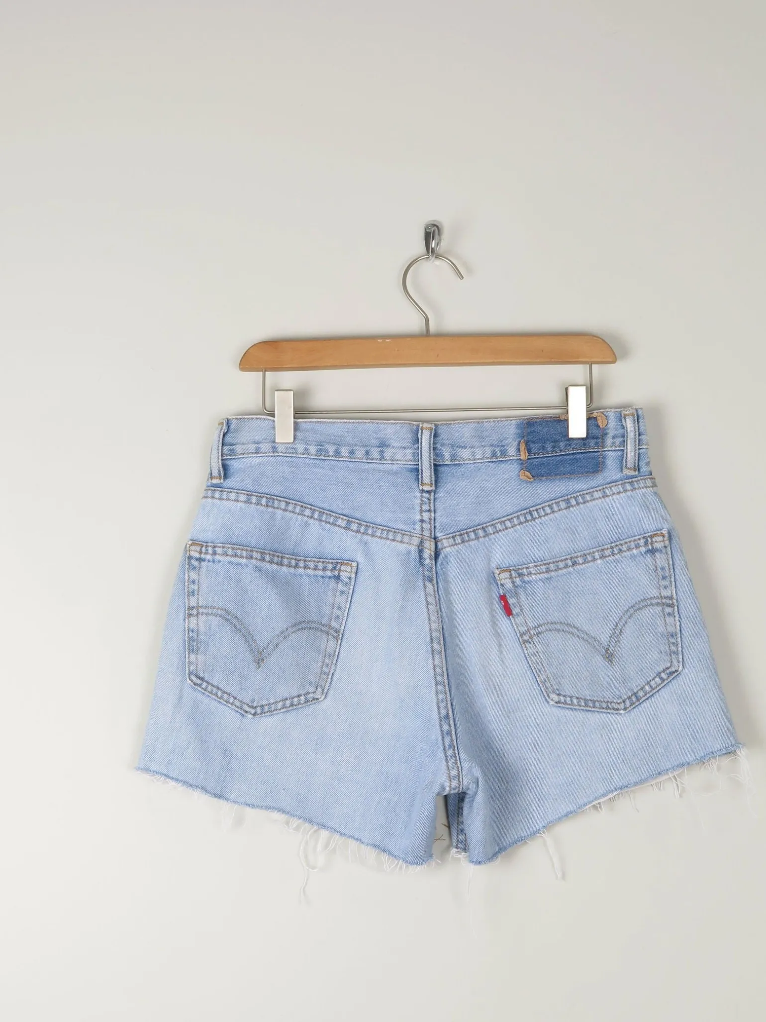 Vintage Levis Denim Shorts 30"