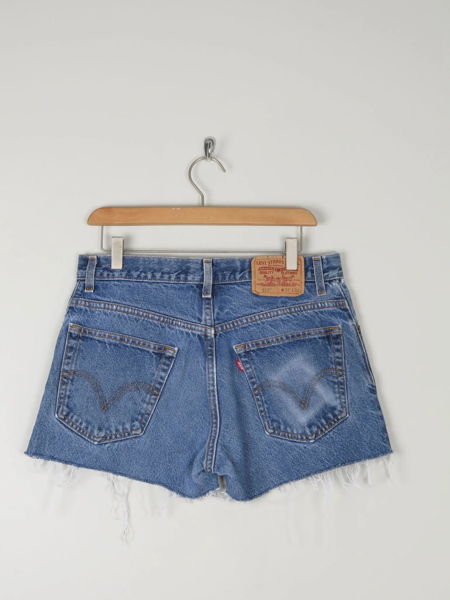Vintage Levis Denim Shorts 31 10/12