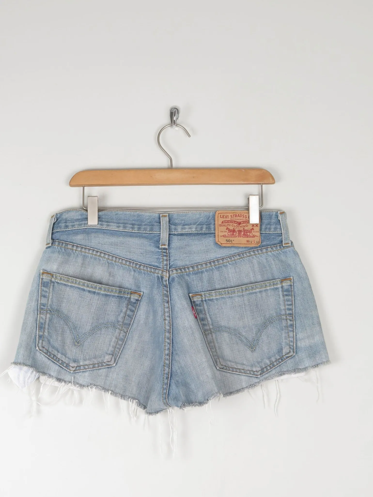 Vintage Levis 501s Blue Denim Shorts 32" W