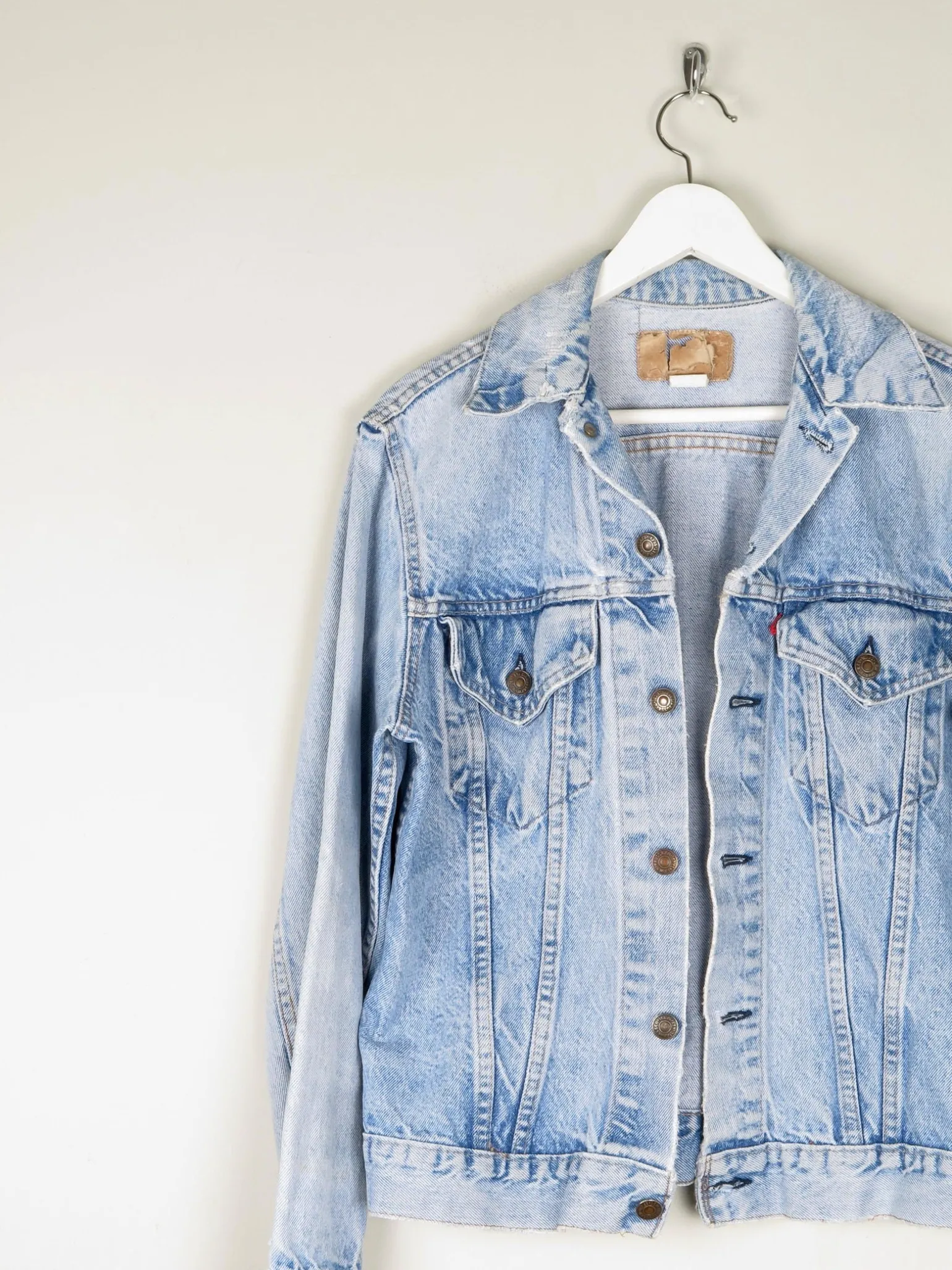 Vintage Men’s Blue Levi’s Denim Jacket Trucker S