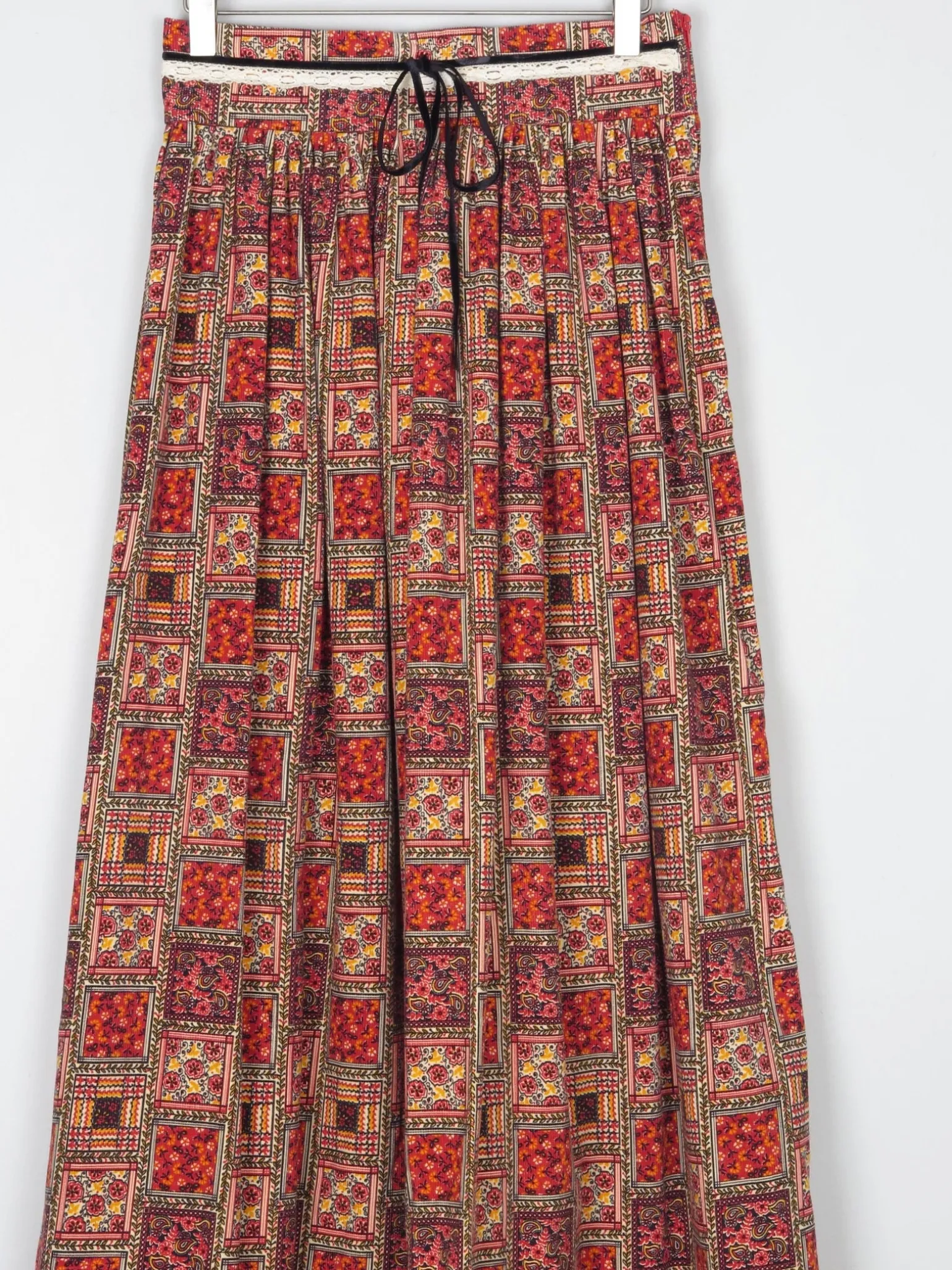 Vintage 1970s Maxi Folk Style Corduroy Red Skirt 26" XS
