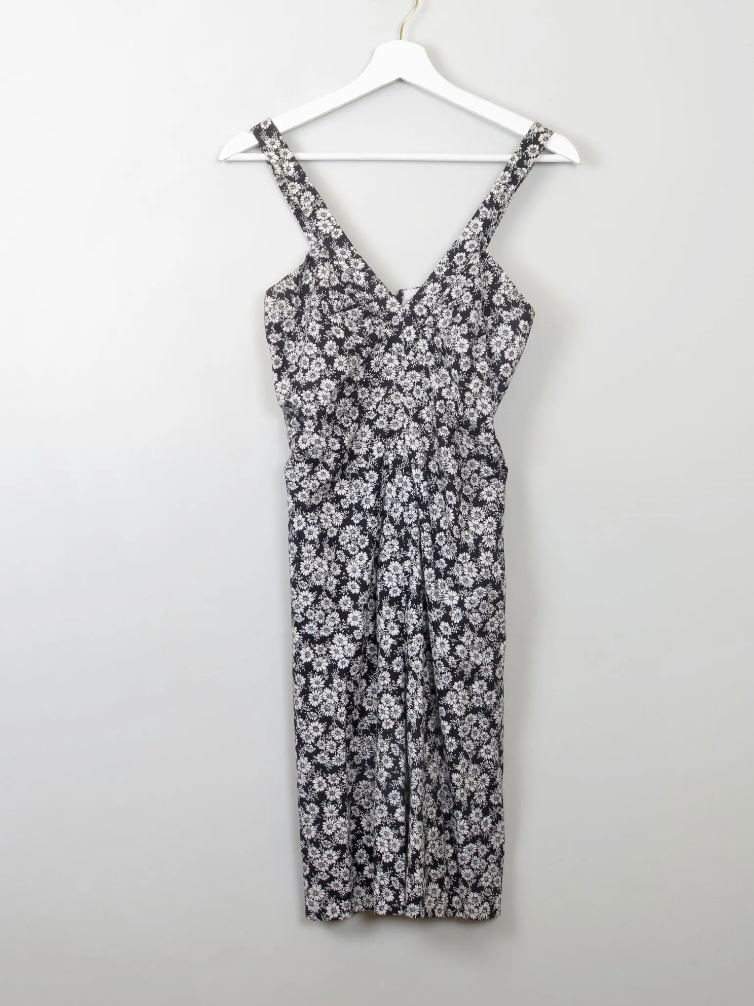 Vintage Sleeveless Black & White Floral Dress XS