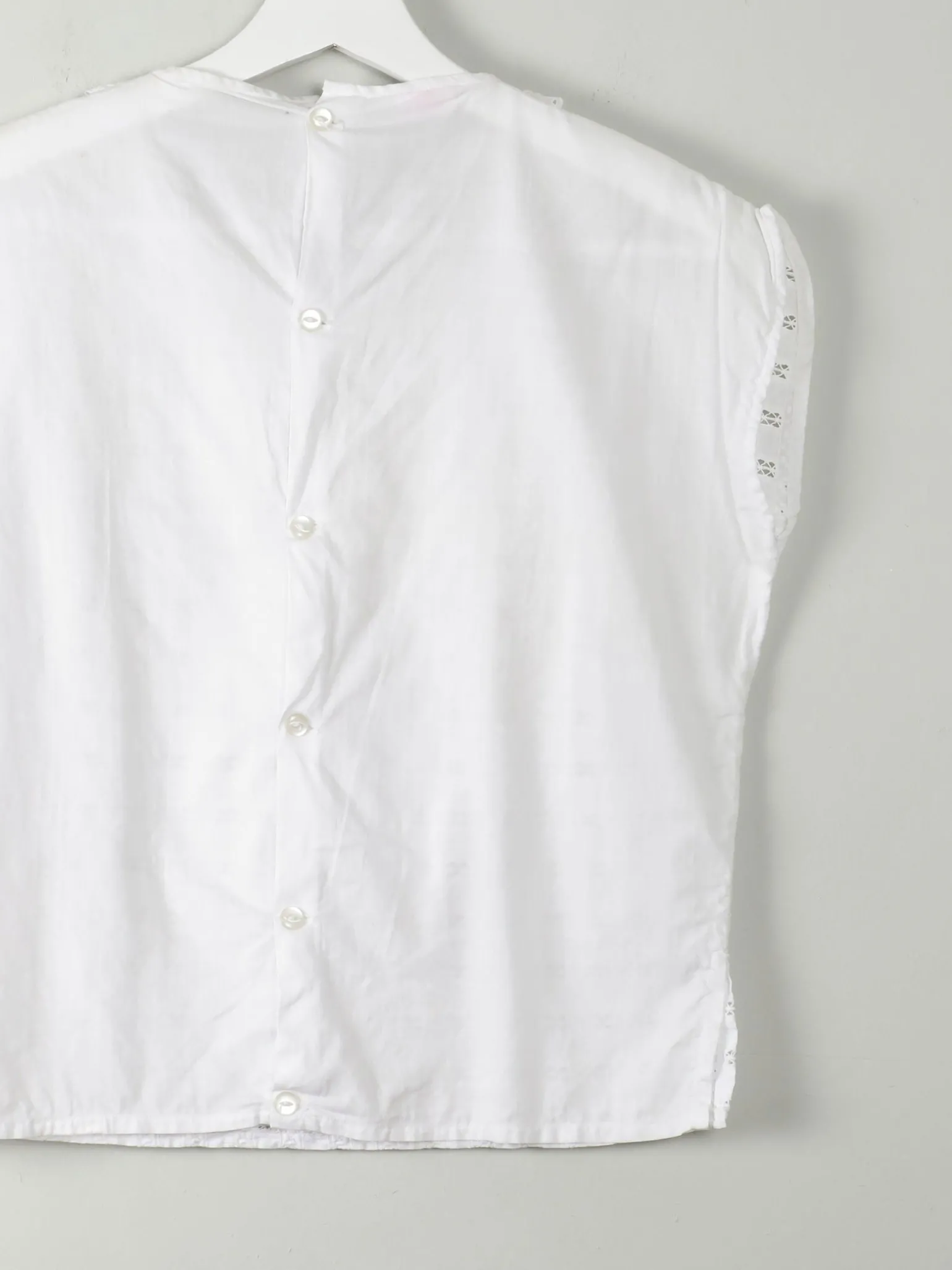 Vintage White Broderie Anglaise Blouse S/M