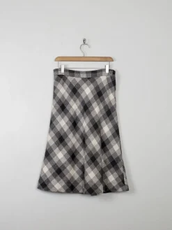 Vintage Wool Check Chevron Midi Skirt 28" W