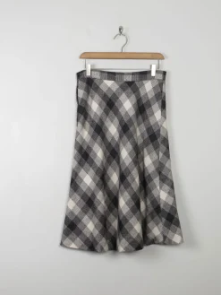 Vintage Wool Check Chevron Midi Skirt 28