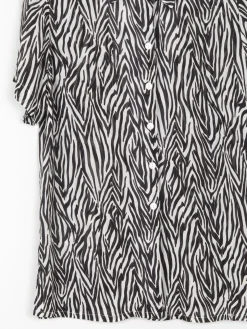 Women’s Animal Print Short Sleeve Vintage Blouse M