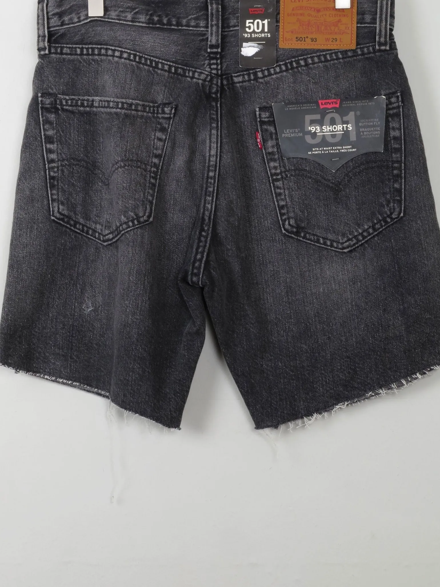 Women's New Levis 93 Denim Shorts Grey 29"
