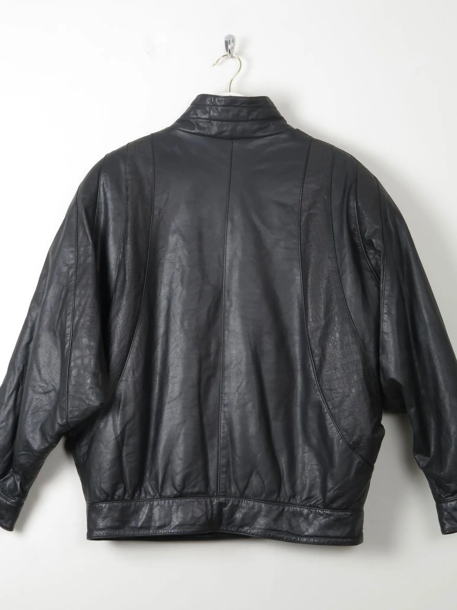 Women's Vintage Black Leather Bomber Style Jacket M