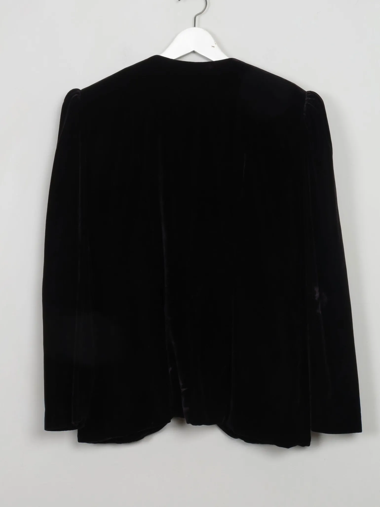 Women's Vintage Black Velvet Jacket With Pearls M