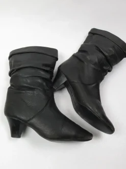 Women's Vintage Short Black Leather Boots 39/6