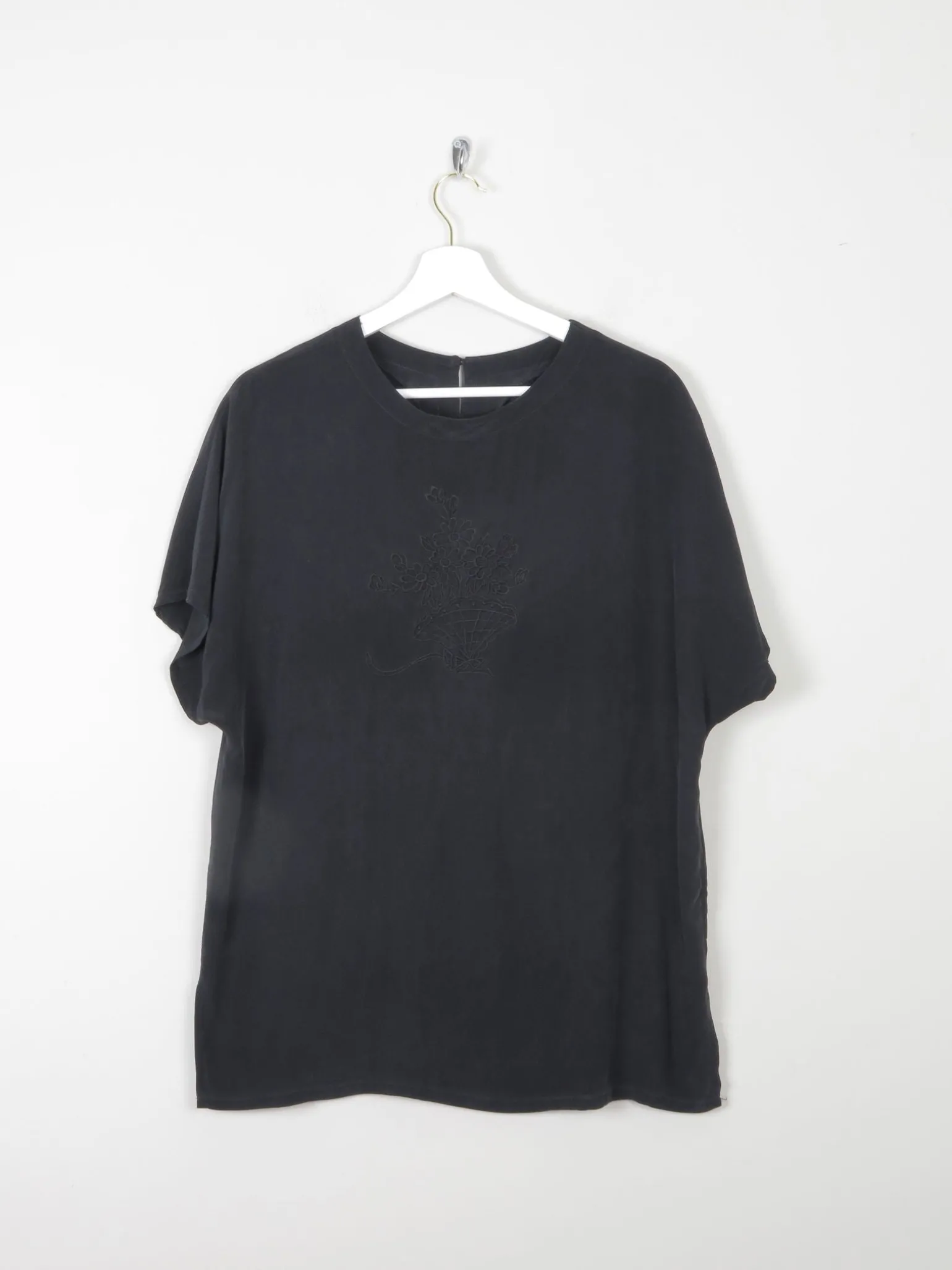 Women's Vintage Silk Short Sleeved Blouse With Embroidery M/L